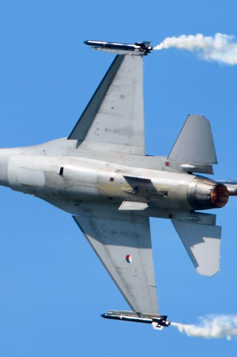  - Single-engine aircraft