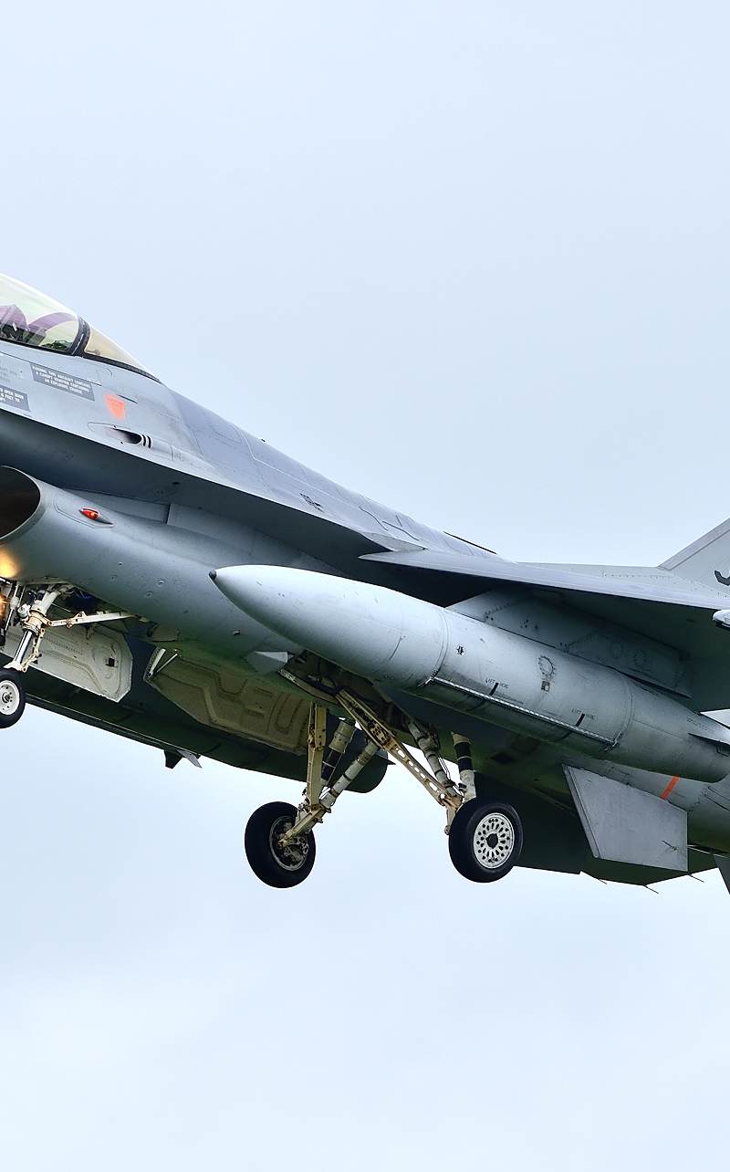  - Single-engine aircraft