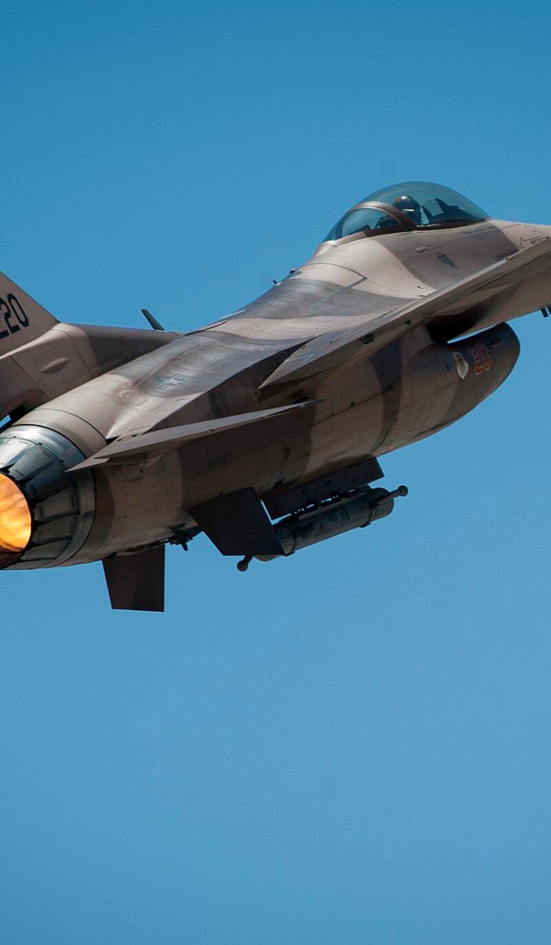  - Single-engine aircraft