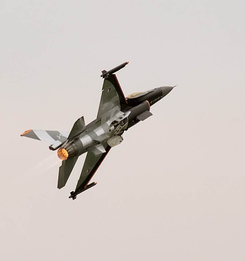  - Single-engine aircraft