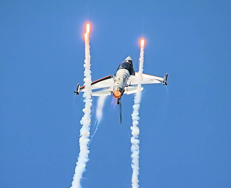  - Single-engine aircraft