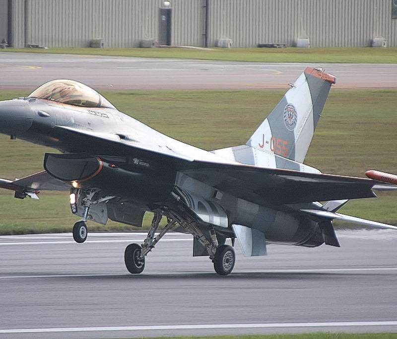  - Single-engine aircraft