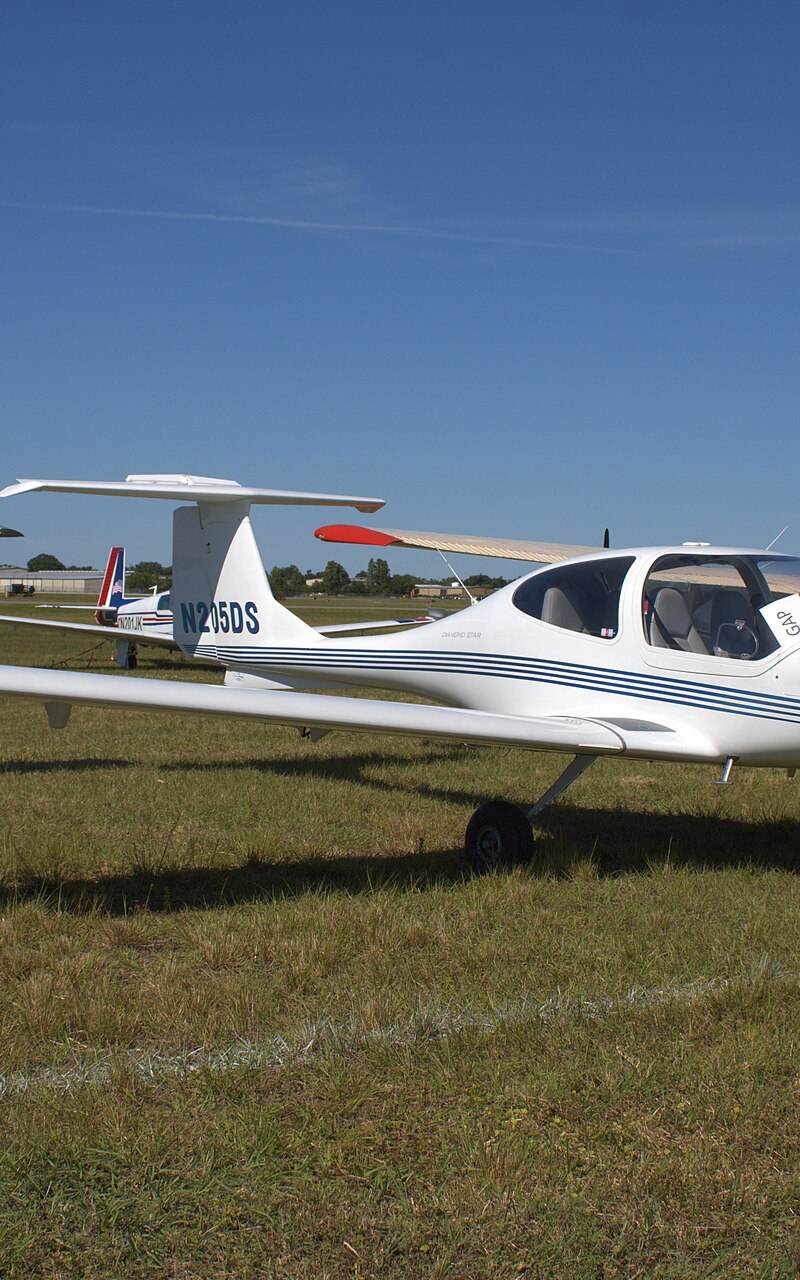 N205DS - Diamond