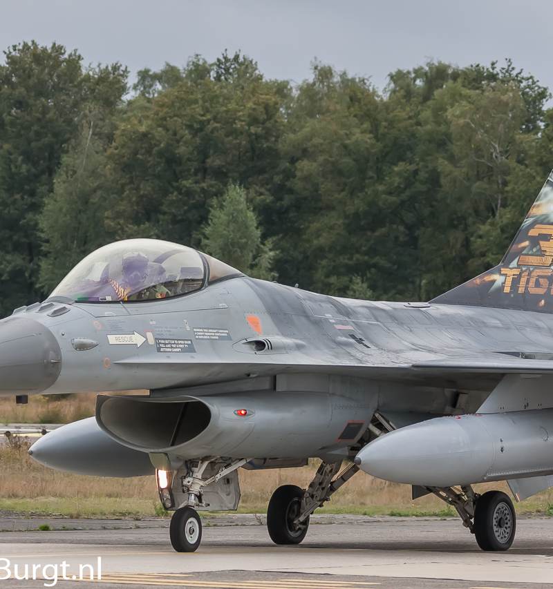 - Single-engine aircraft
