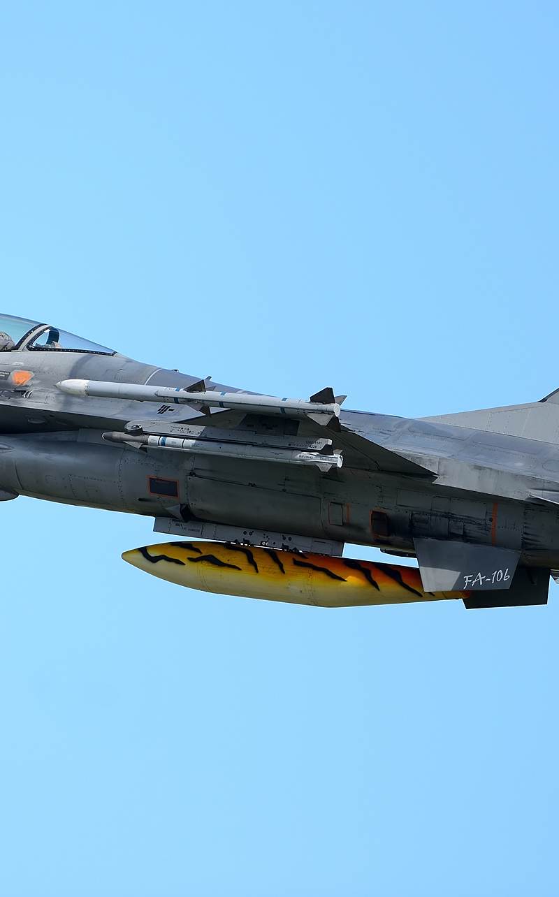  - Single-engine aircraft