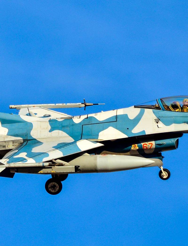  - Aircraft