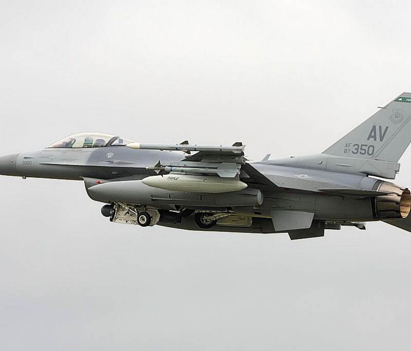  - Single-engine aircraft