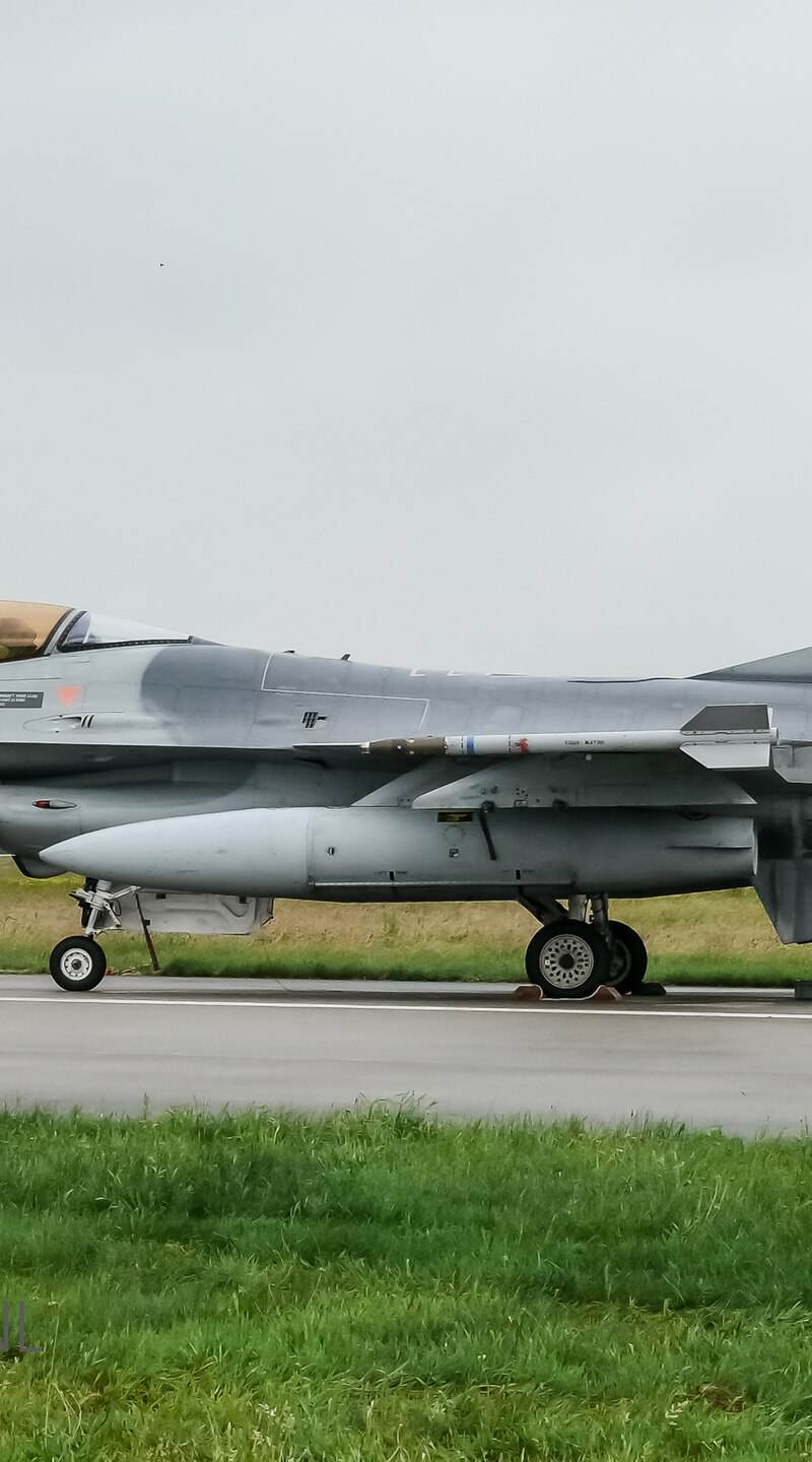  - Single-engine aircraft