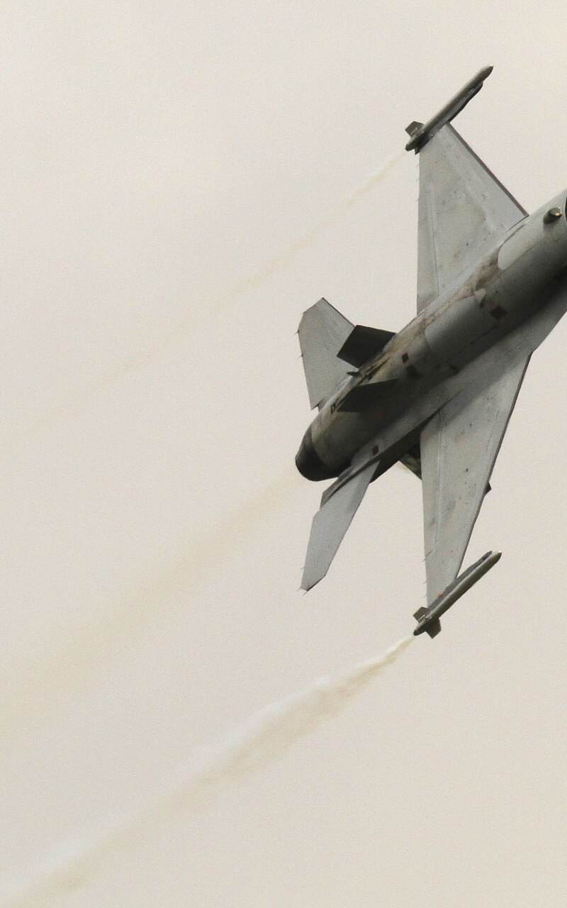  - Single-engine aircraft