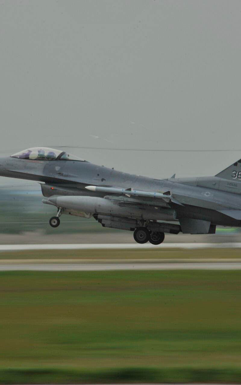  - Single-engine aircraft