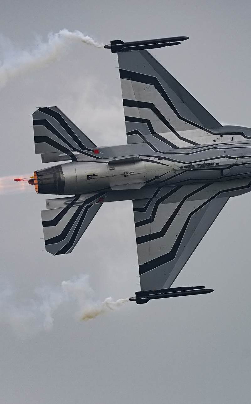  - Single-engine aircraft
