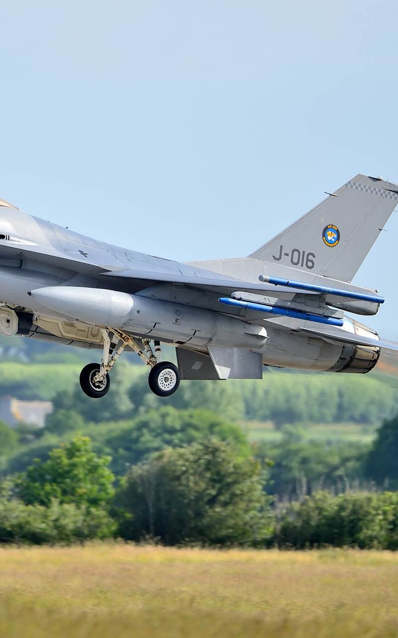  - Single-engine aircraft
