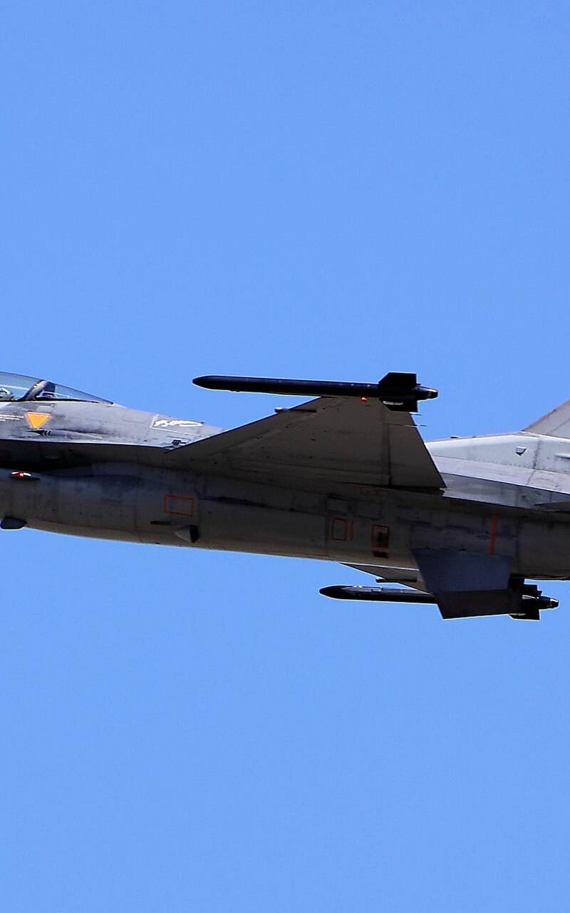  - Single-engine aircraft