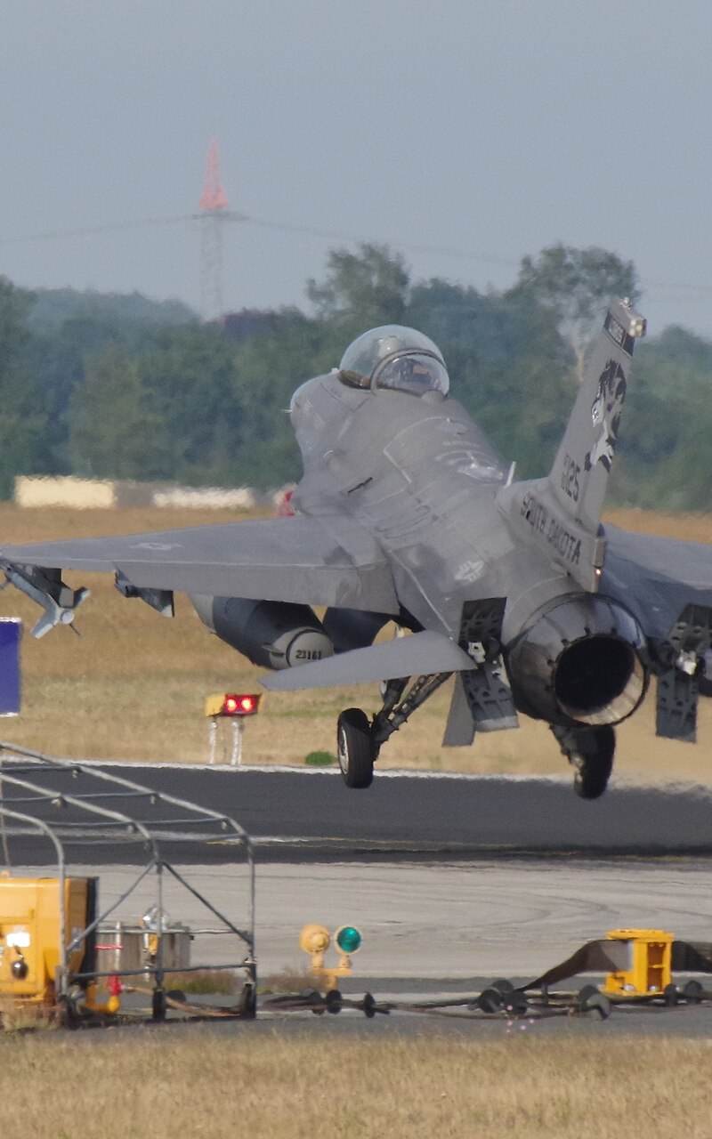  - Single-engine aircraft