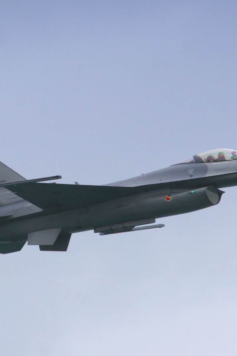  - Single-engine aircraft