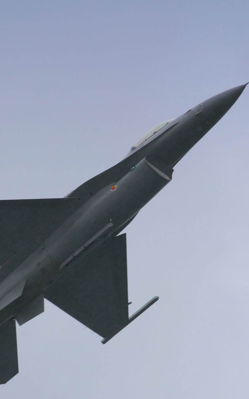  - Single-engine aircraft