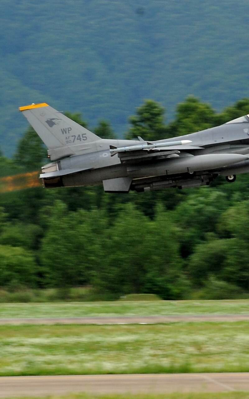  - Single-engine aircraft