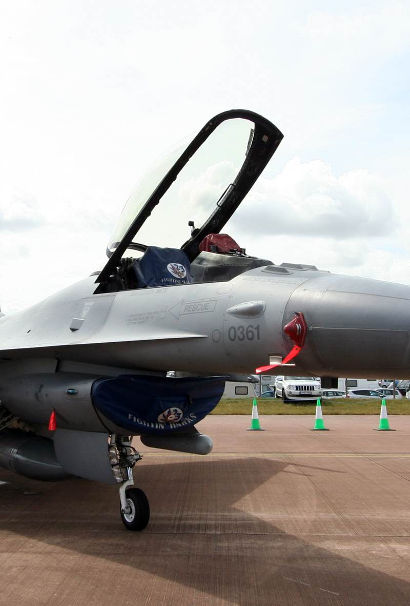  - Single-engine aircraft