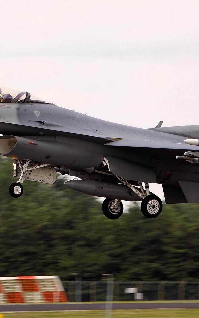  - Single-engine aircraft