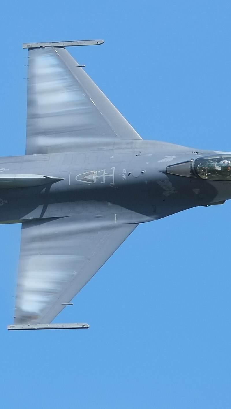  - Single-engine aircraft