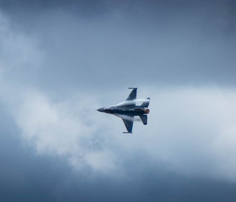  - Single-engine aircraft
