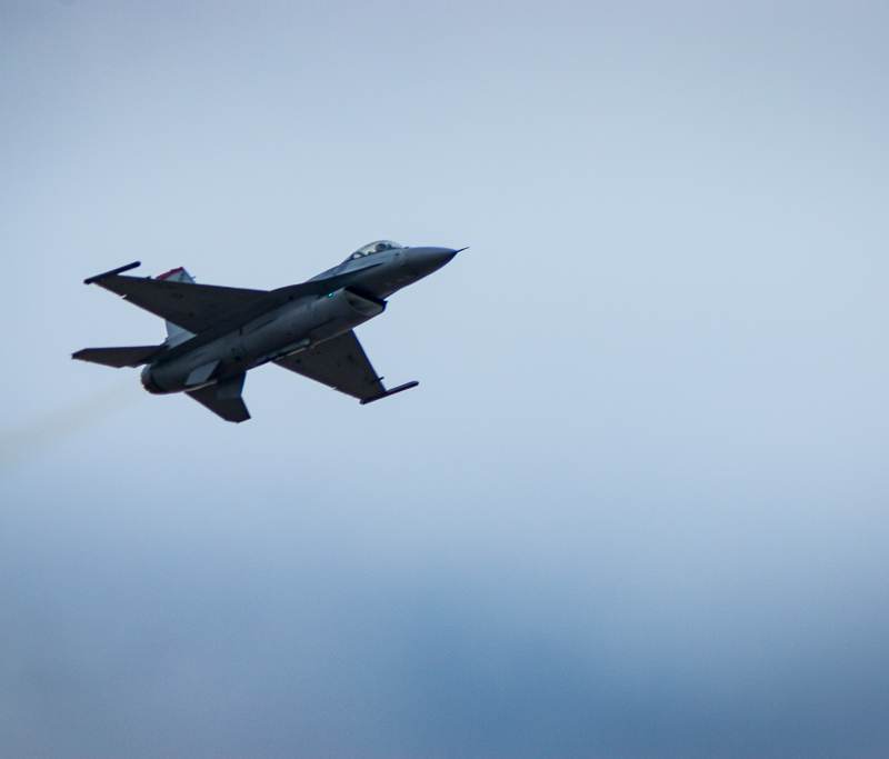  - Single-engine aircraft