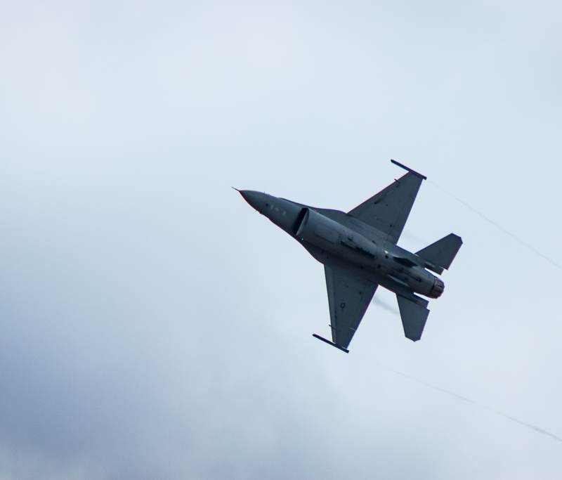  - Single-engine aircraft