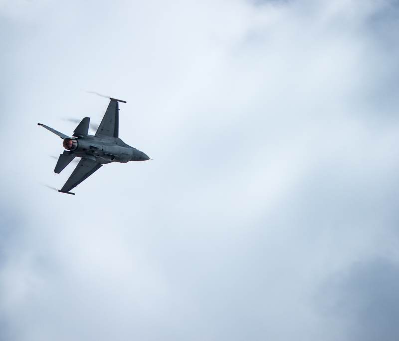  - Single-engine aircraft