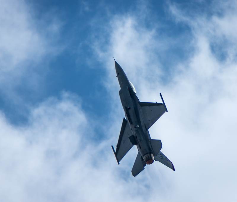  - Single-engine aircraft