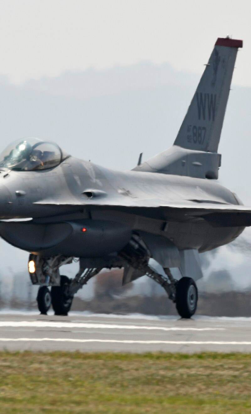 - Single-engine aircraft