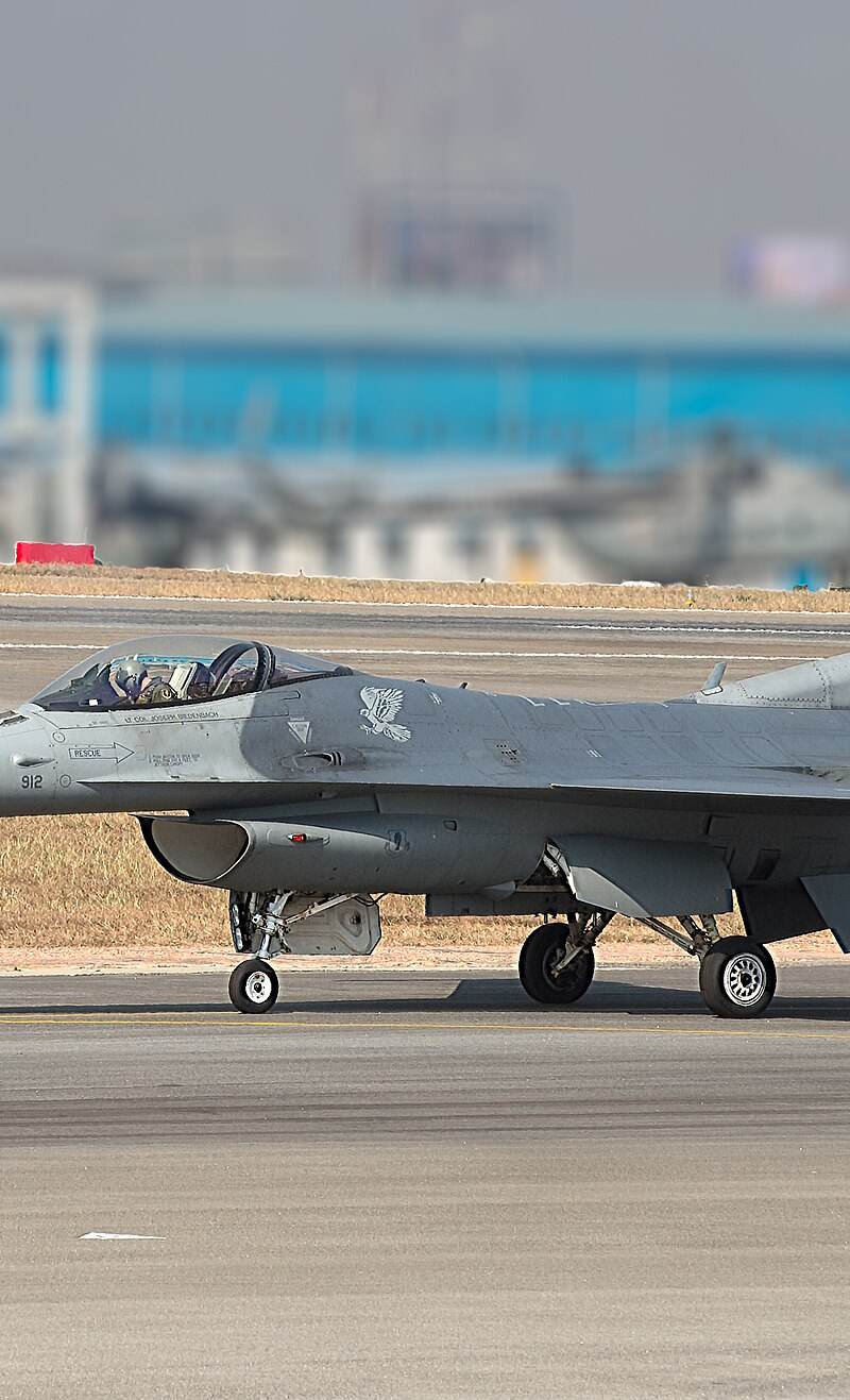  - Single-engine aircraft