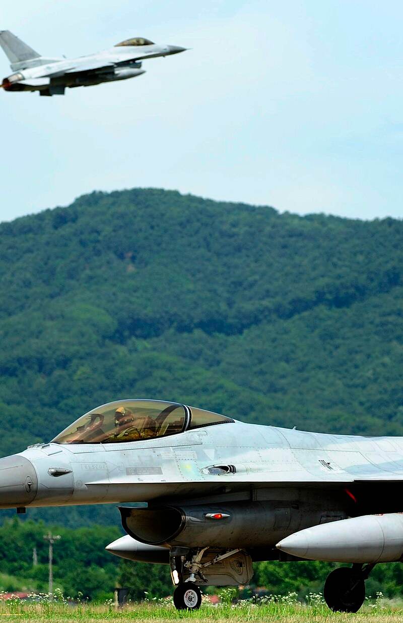  - Single-engine aircraft
