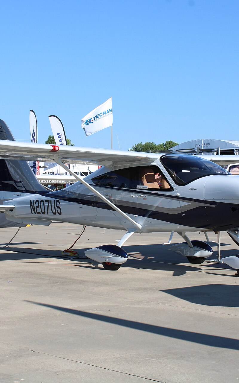 N207US - Single-engine aircraft