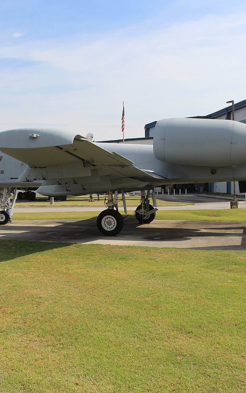  - Twin-engine aircraft