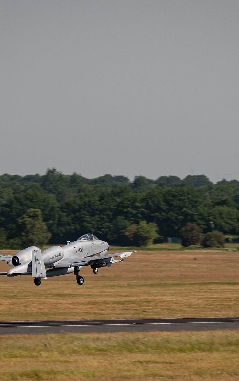  - Twin-engine aircraft