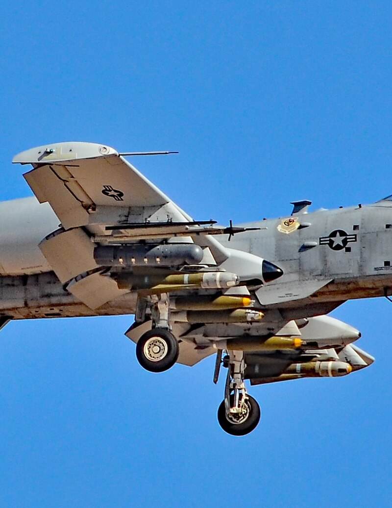  - Twin-engine aircraft