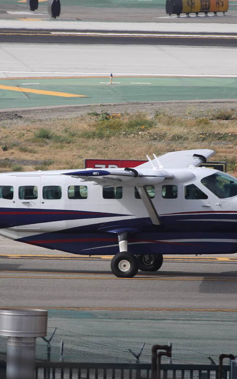 N208CV - Single-engine aircraft