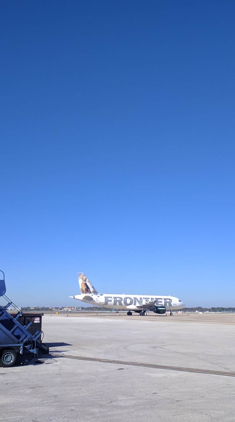 N208FR - Twin-engine aircraft