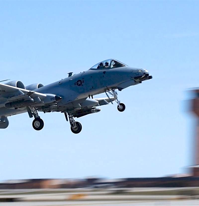 - Twin-engine aircraft