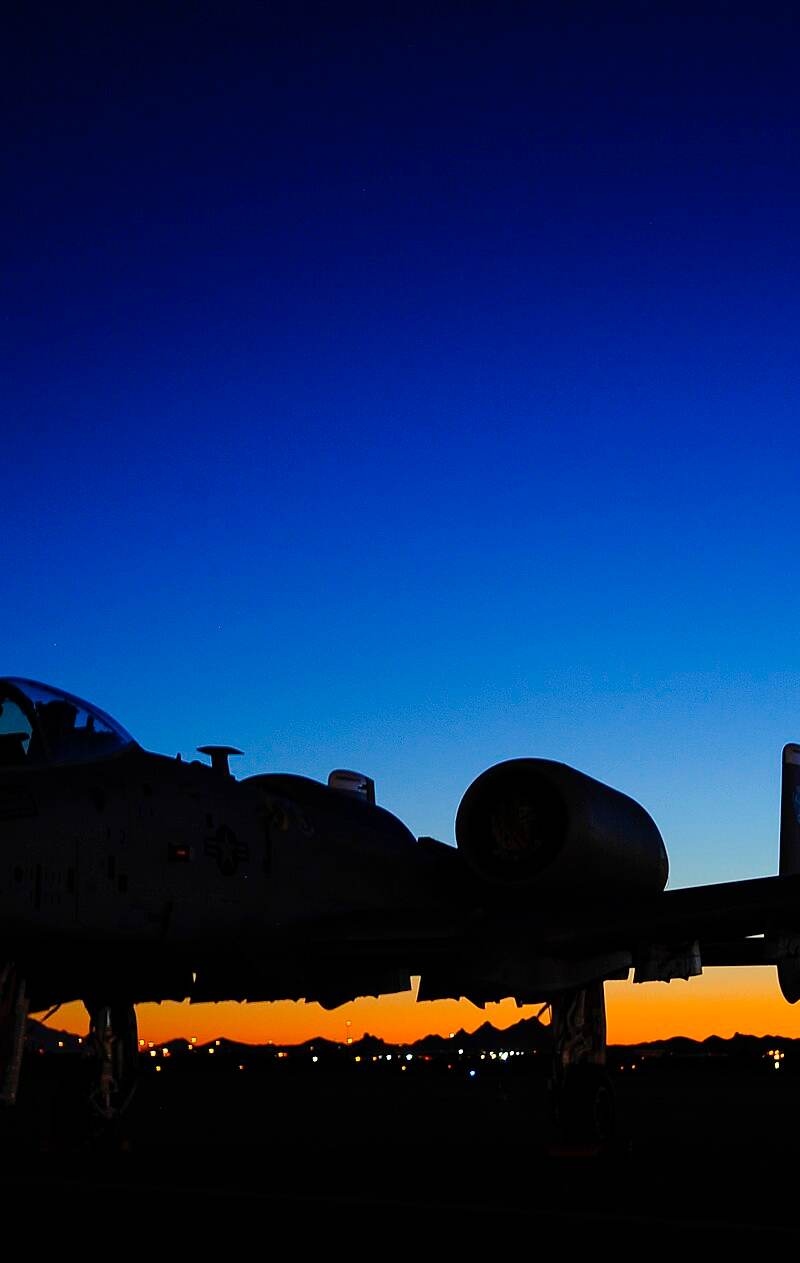  - Twin-engine aircraft