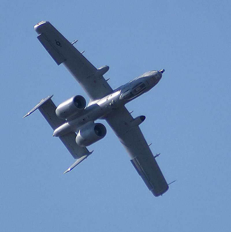  - Twin-engine aircraft