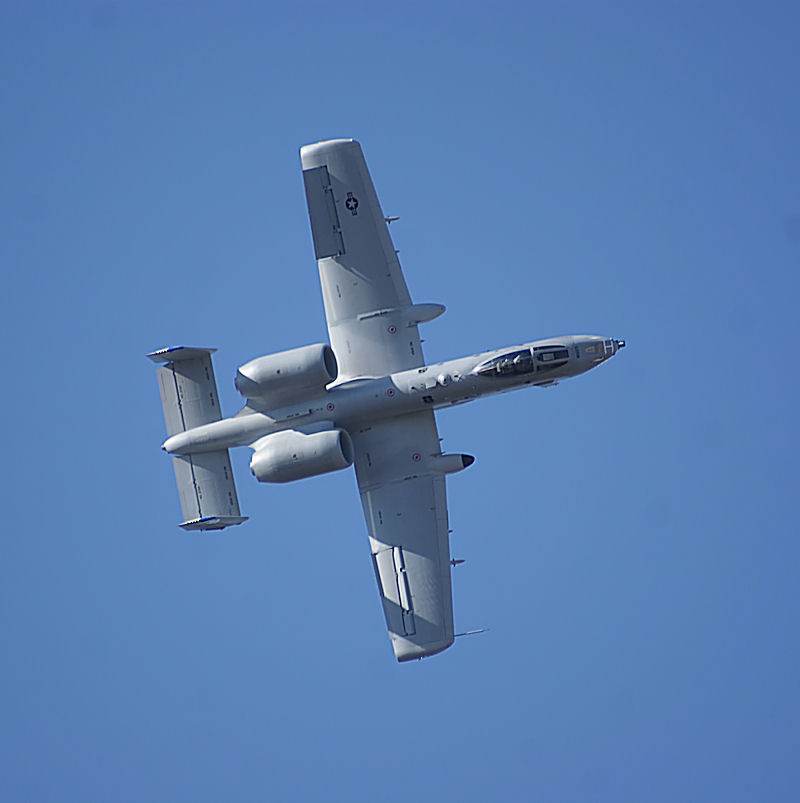  - Twin-engine aircraft