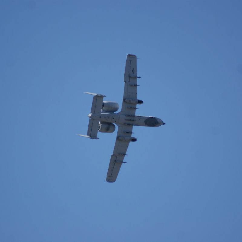  - Twin-engine aircraft