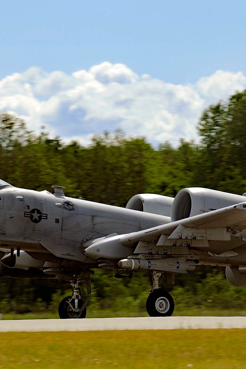  - Twin-engine aircraft