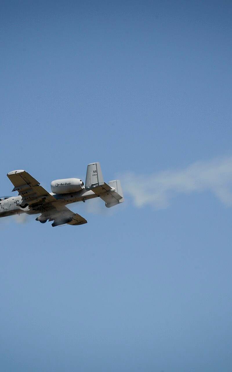  - Twin-engine aircraft