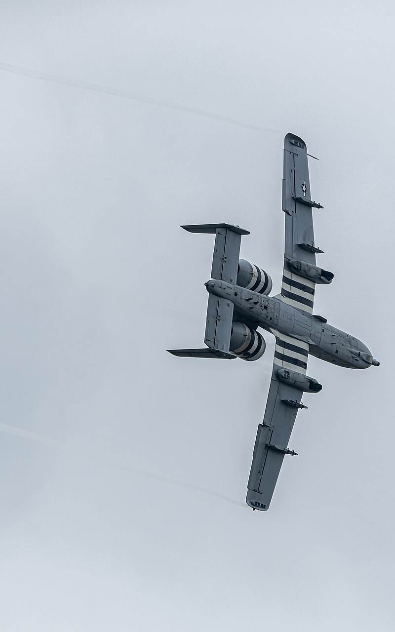  - Twin-engine aircraft