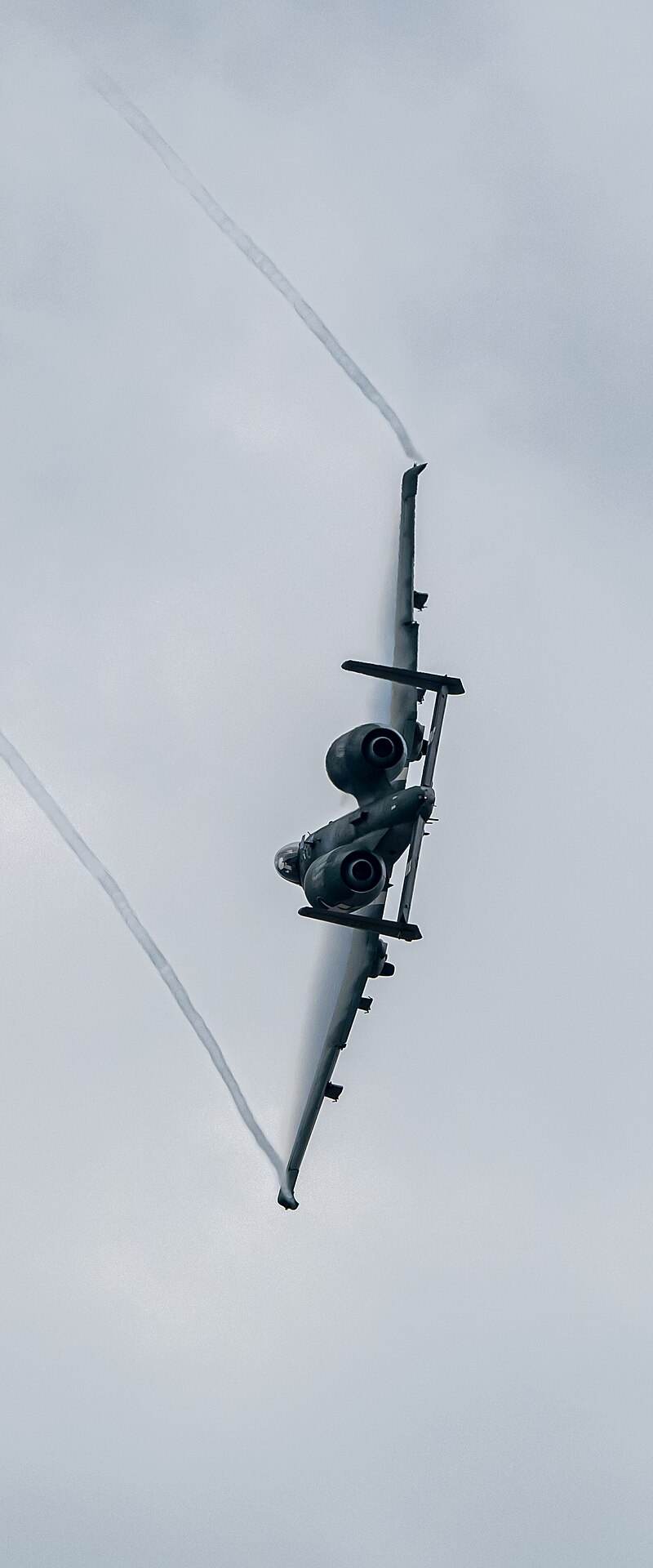  - Twin-engine aircraft