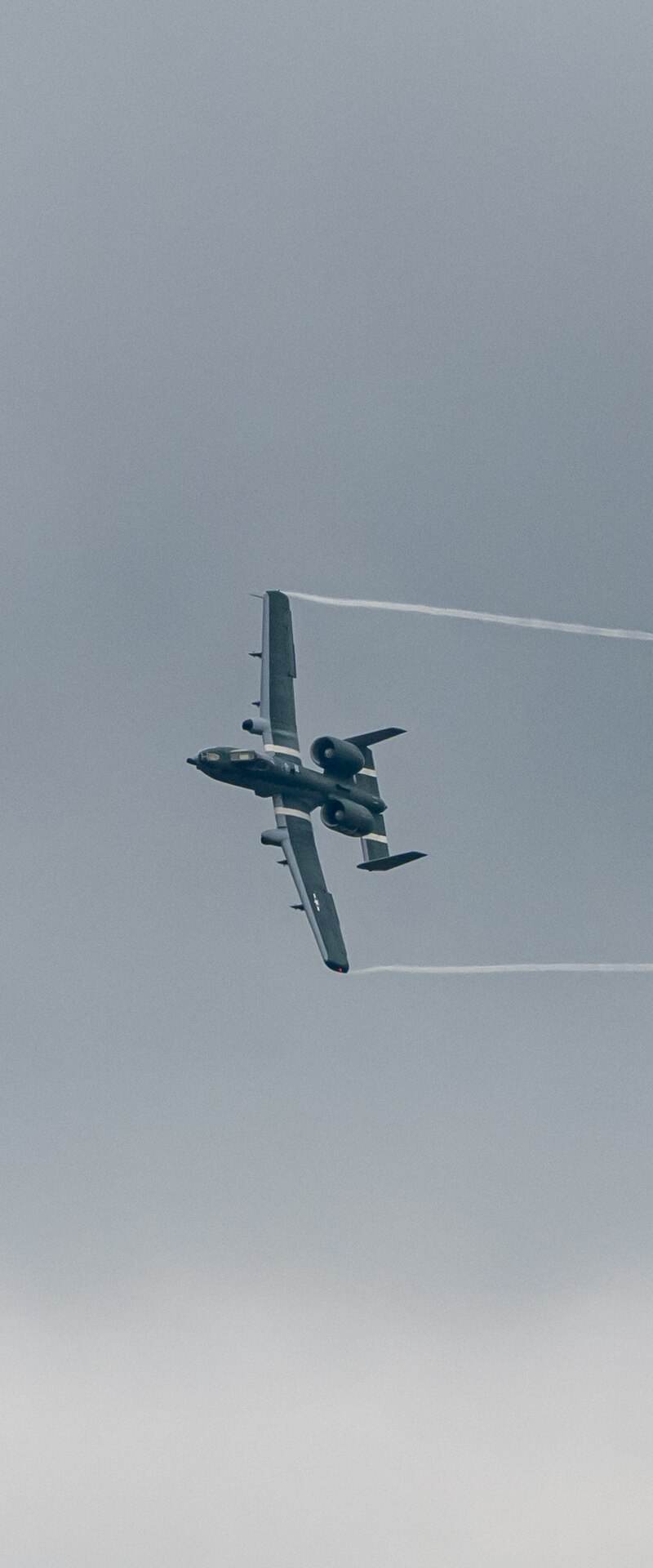  - Twin-engine aircraft