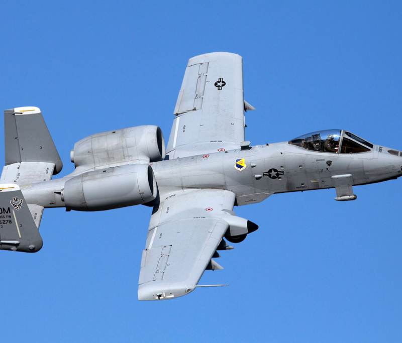  - Twin-engine aircraft