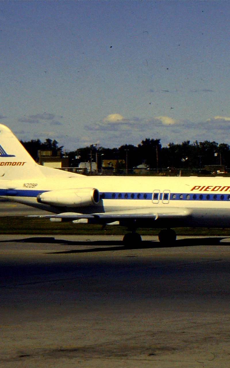N209P - Twin-engine aircraft